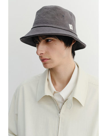 ADVENTURE BUCKET HAT CHARCOAL GREY_M_UDHE6E102CG