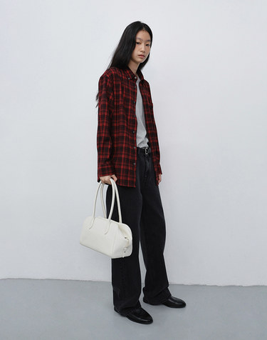 SOFT FRAME COMPACT SHOULDER BAG IVORY_UDBA6F210IV