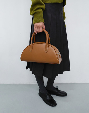 CLASSIC BOWLING BAG TAN_UDBA6F203W2