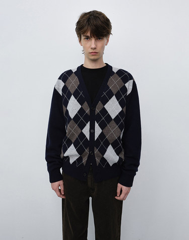 UNISEX V-NECK ARGYLE CARDIGAN NAVY_M_UDSW6C105N2