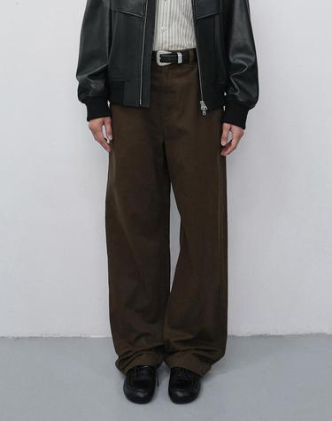 STRAIGHT CHINO SLACKS BROWN_UDPA6C201W2