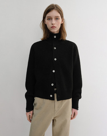 UNISEX HIGH NECK BUTTON CARDIGAN BLACK_UDSW6D122BK