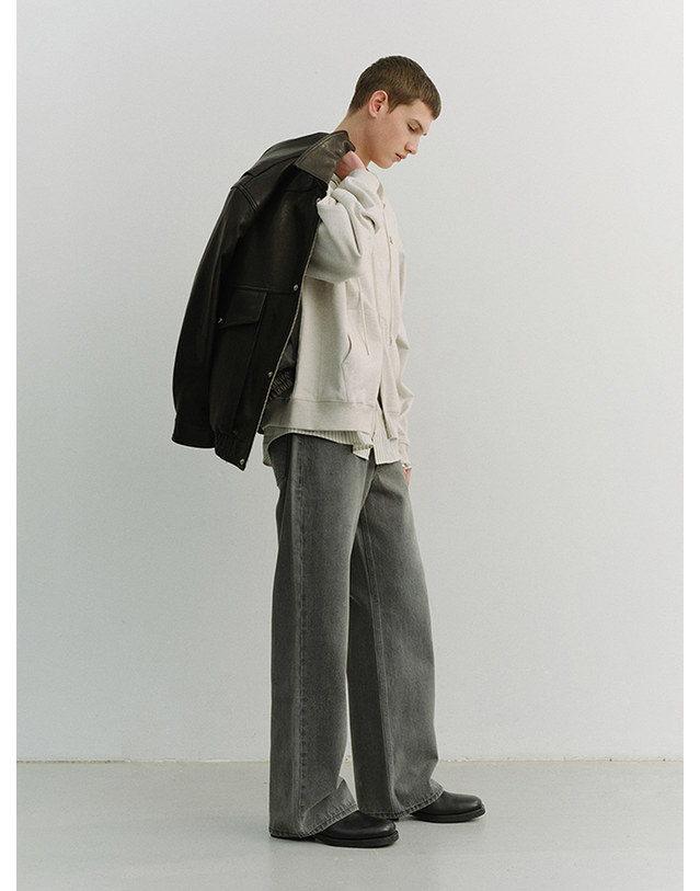 던스트 LOW RISE WIDE JEANS GREY_M_UDPA6A308G2 그레이 착용컷