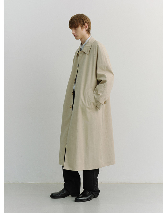 던스트 UNISEX REFINED MAC COAT BEIGE_M_UDTR6A101I2 베이지 착용컷