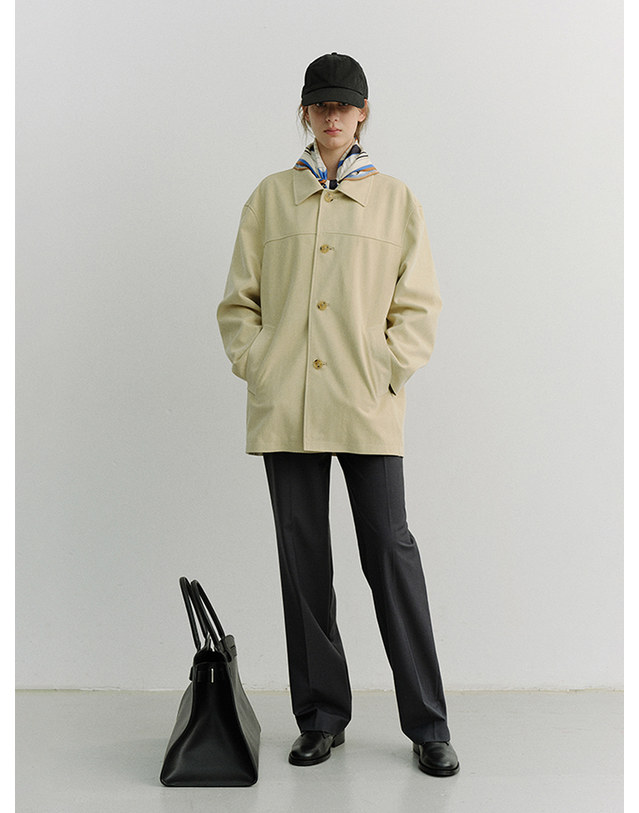 던스트 UNISEX ALTER-SUEDE HALF JACKET CREAM BEIGE_M_UDJA6A106CR 아이보리 착용컷
