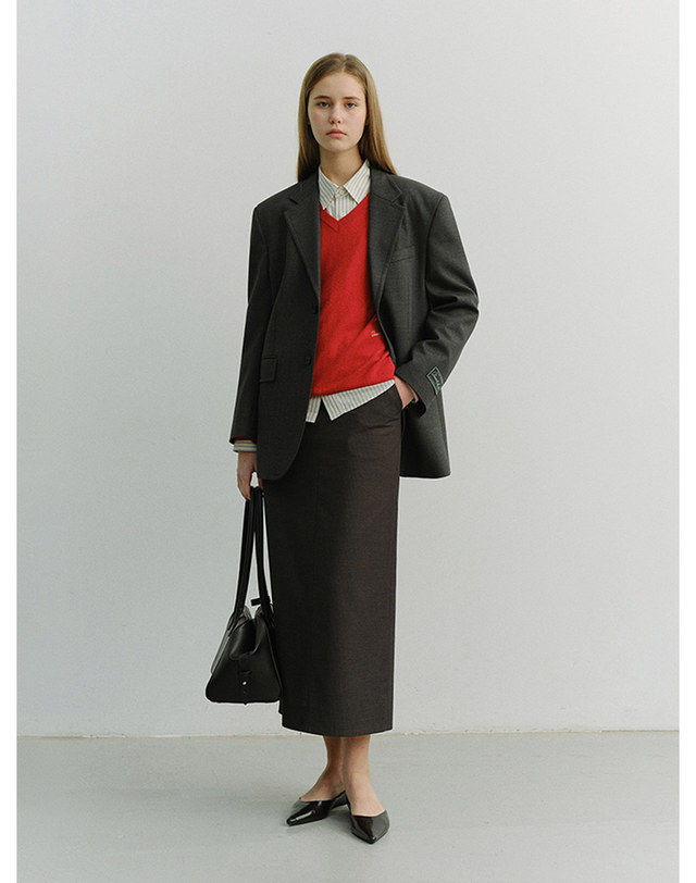 던스트 H-LINE STRIPED MAXI SKIRT GREY STRIPE_UDSK6A207G2 그레이 착용컷
