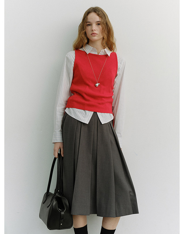 던스트 VOLUME PLEATS MIDI SKIRT MID GREY_UDSK6A204G2 그레이 착용컷