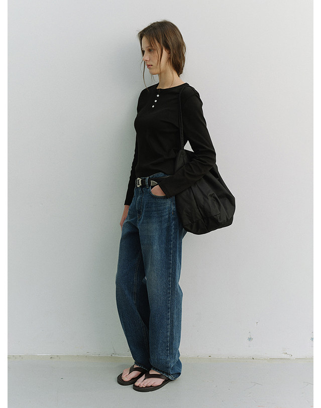 던스트 LOOSE JEANS VINTAGE BLUE_UDPA6A205B3 블루 착용컷