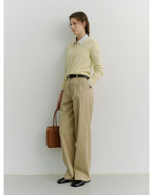 던스트 ESSENTIAL CREWNECK KNIT CARDIGAN LEMON_UDSW6A209Y1 노랑 착용컷
