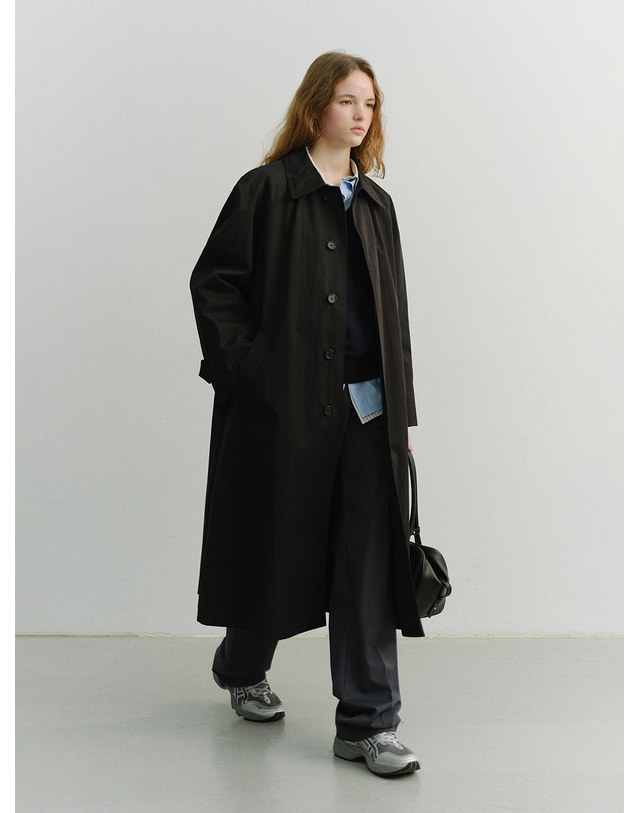 던스트 UNISEX REFINED MAC COAT BLACK_UDTR6A101BK 블랙 착용컷