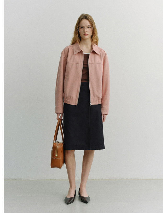 던스트 UNISEX ALTER-SUEDE COLLARED BLOUSON SOFT PINK_UDJU6A107P1 핑크 착용컷