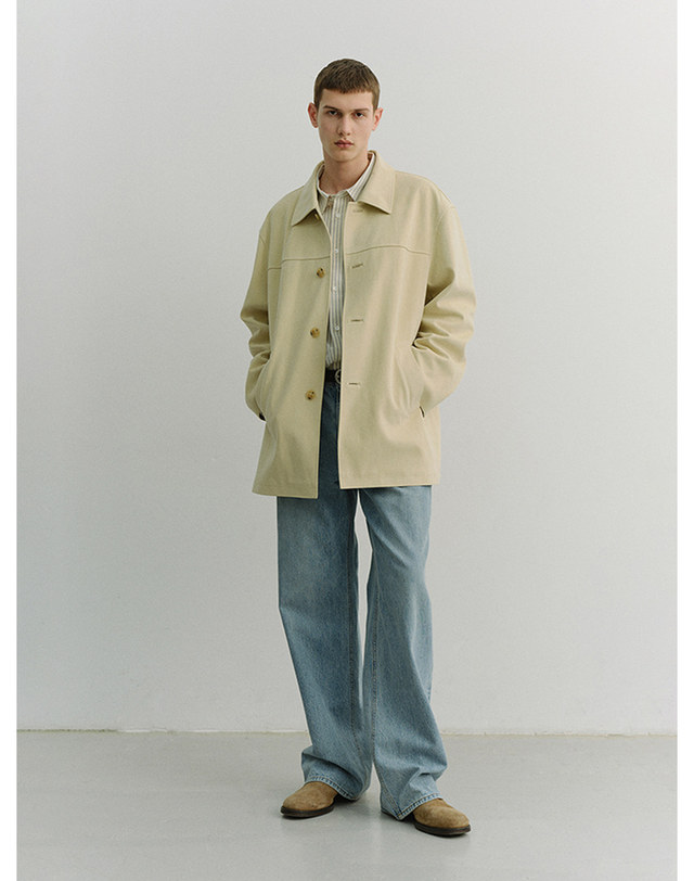 던스트 UNISEX ALTER-SUEDE HALF JACKET CREAM BEIGE_UDJA6A106CR 아이보리 착용컷