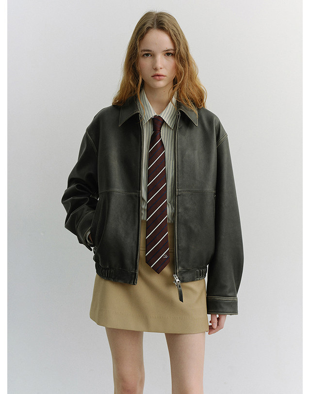 던스트 STRIPED TIE BURGUNDY_M_UDNE6E101D2 레드 착용컷