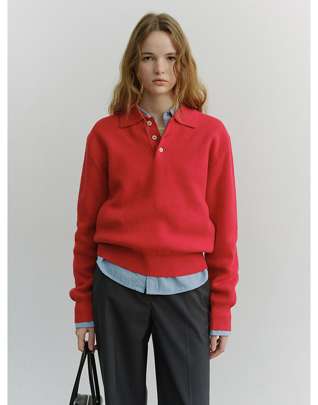 던스트 UNISEX CASHMERE COLLARED SWEATER RED_M_UDSW6A104R2 레드 착용컷