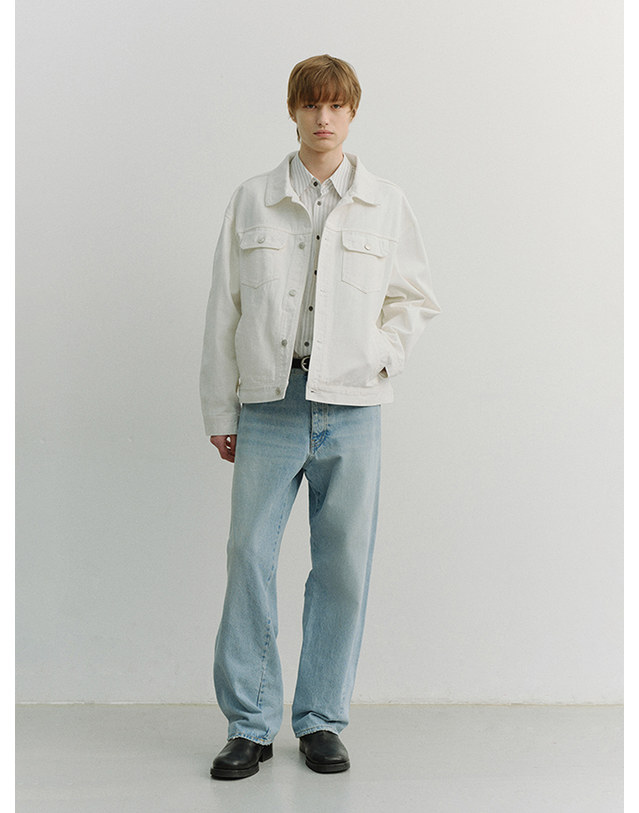 던스트 UNISEX DENIM TRUCKER JACKET IVORY_M_UDJU6A108IV 아이보리 착용컷
