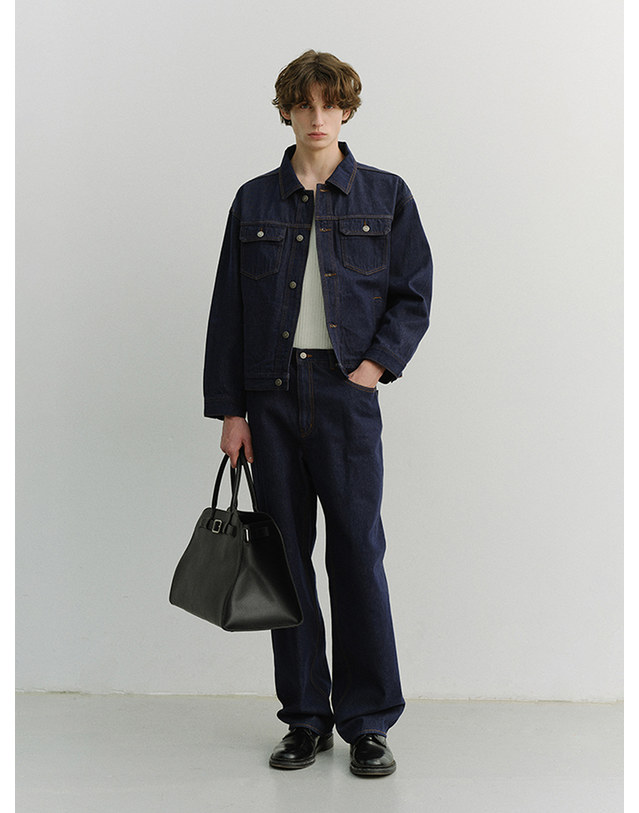 던스트 UNISEX DENIM TRUCKER JACKET INDIGO NAVY_M_UDJU6A108N1 네이비 착용컷