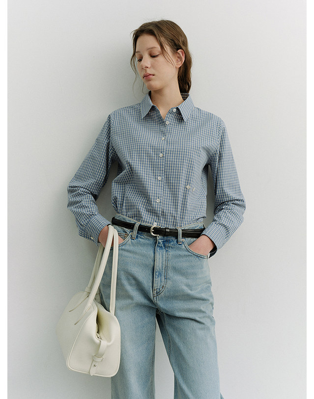 던스트 2-WAY ESSENTIAL CHECKED SHIRT BLUE CHECK_UDSH6A203B2 블루 착용컷