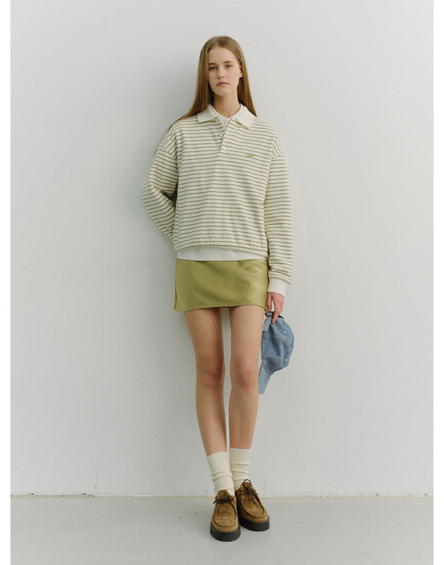 던스트 UNISEX STRIPED LOGO COLLARED T-SHIRT OLIVE STRIPE_UDTS6A120K1 그린 착용컷