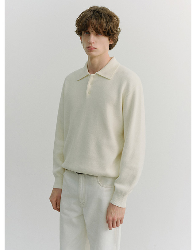 던스트 UNISEX CASHMERE COLLARED SWEATER IVORY_UDSW6A104IV 아이보리 착용컷