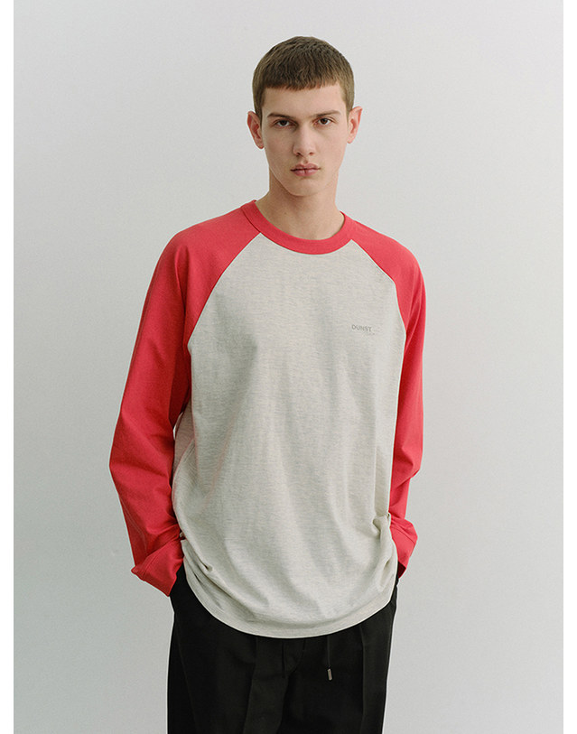 던스트 UNISEX RAGLAN T-SHIRT RED OATMEAL MELANGE_M_UDTS6A116R2 레드 착용컷