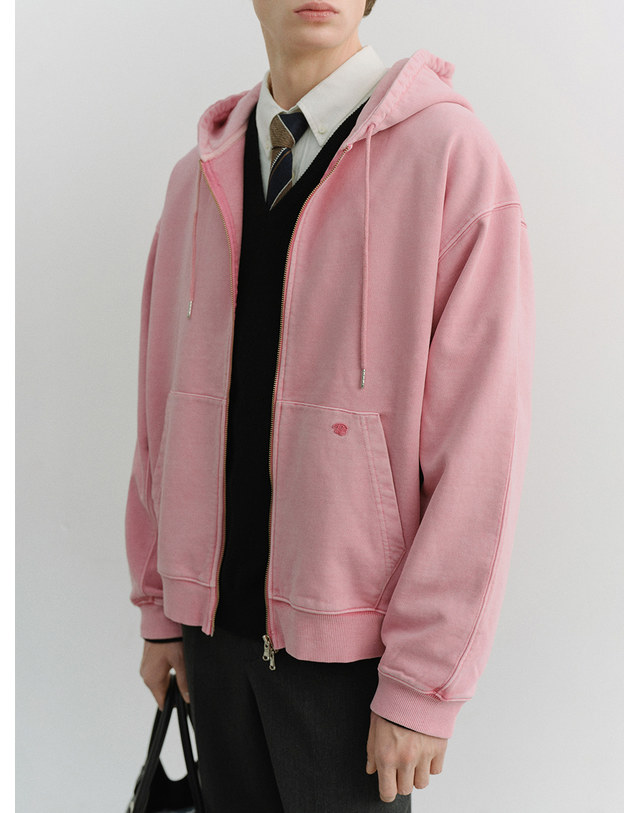 던스트 UNISEX GARMENT DYED ZIP-UP HOODIE LIGHT PINK_M_UDTS6A114P1 핑크 착용컷