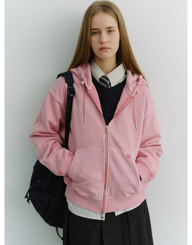 던스트 UNISEX GARMENT DYED ZIP-UP HOODIE LIGHT PINK_M_UDTS6A114P1 핑크 착용컷