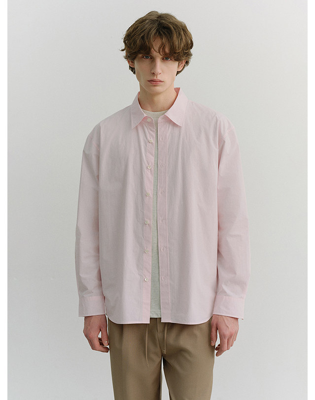 던스트 UNISEX SOFT POPLIN SHIRT SOFT PINK_M_UDSH6A103P1 핑크 착용컷