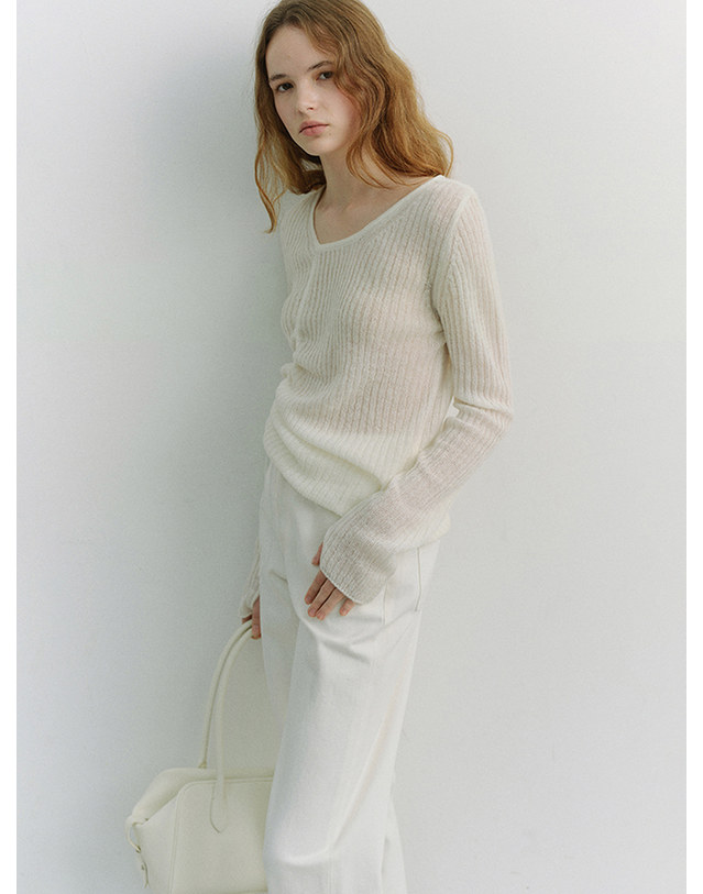 던스트 2-WAY SHIRRING KNIT TOP IVORY_UDSW6A204Y1 노랑 착용컷