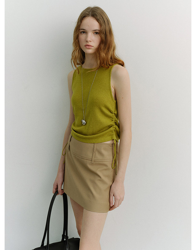 던스트 LAYERING KNIT TOP OLIVE GREEN_UDSW6A202K2 카키 착용컷