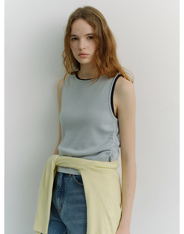 던스트 LAYERING KNIT TOP SOFT BLUE_UDSW6A202B1 블루 착용컷