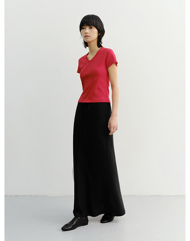 던스트 LINEN MAXI SKIRT BLACK_UDSK6B221BK 블랙 착용컷