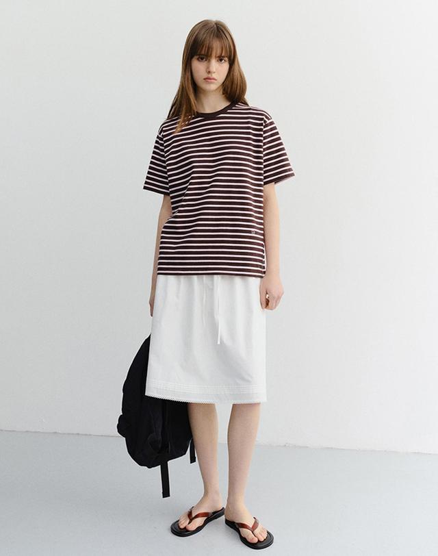던스트 UNISEX STRIPED T-SHIRT BROWN PINK_UDTS6B126W2 브라운 착용컷