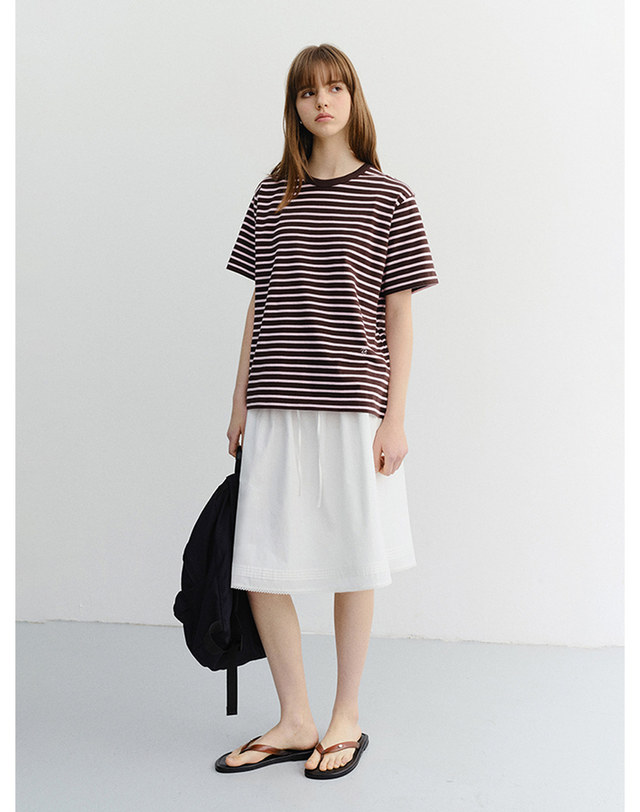 던스트 UNISEX STRIPED T-SHIRT BROWN PINK_UDTS6B126W2 브라운 착용컷