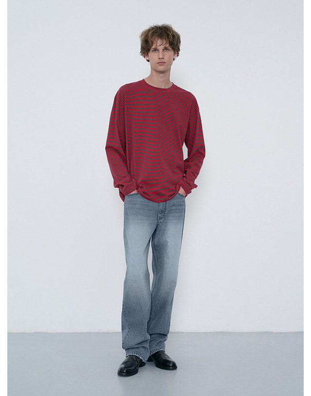 던스트 ESSENTIAL LOOSE JEANS LIGHT BLUE_M_UDPA6C306B1 블루 착용컷
