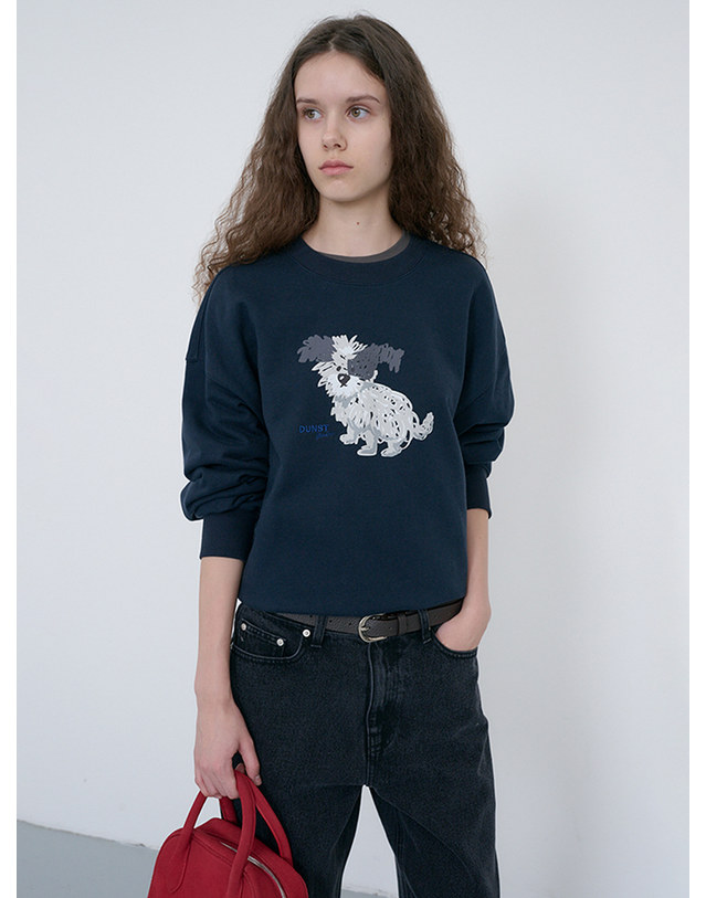 던스트 UNISEX PUPPY SWEATSHIRT FRENCH NAVY_M_UDTS6C112N2 네이비 착용컷