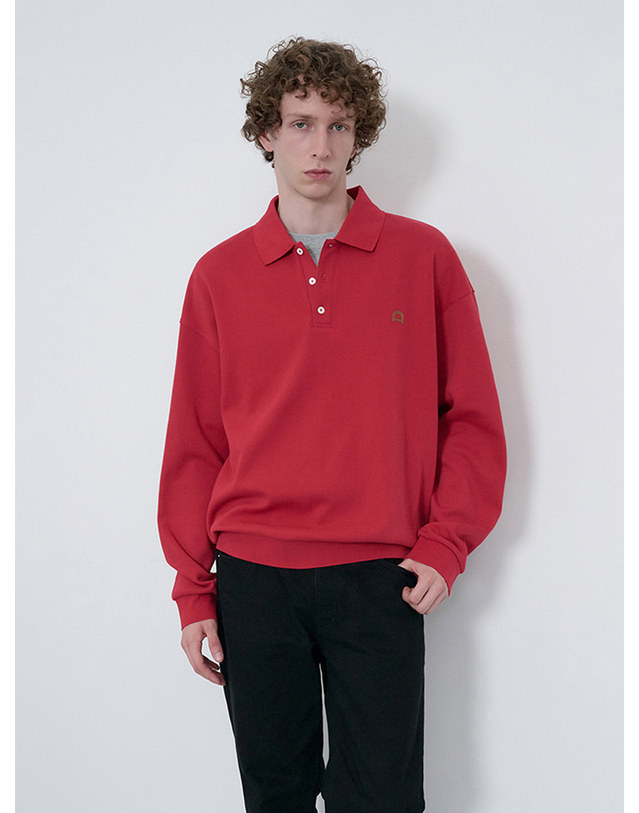 던스트 [10/27 예약배송] UNISEX LEATHER LOGO COLLARED T-SHIRT RED_M_UDTS6C110R2 레드 착용컷