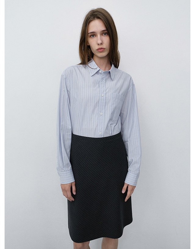 던스트 UNISEX INFORMAL SHIRT SOFT BLUE GREY STRIPE_M_UDSH6C102B1 블루 착용컷