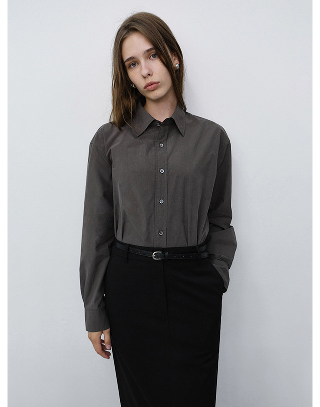 던스트 UNISEX REFINED COTTON SHIRT MUSHROOM_M_UDSH6C101CG 그레이 착용컷