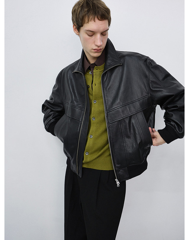 던스트 UNISEX CREWNECK KNIT CARDIGAN OLIVE GREEN_M_UDSW6C101E1 그린 착용컷