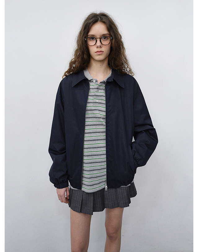 던스트 UNISEX COLLARED BLOUSON JACKET NAVY_M_UDJU6C112N2 네이비 착용컷