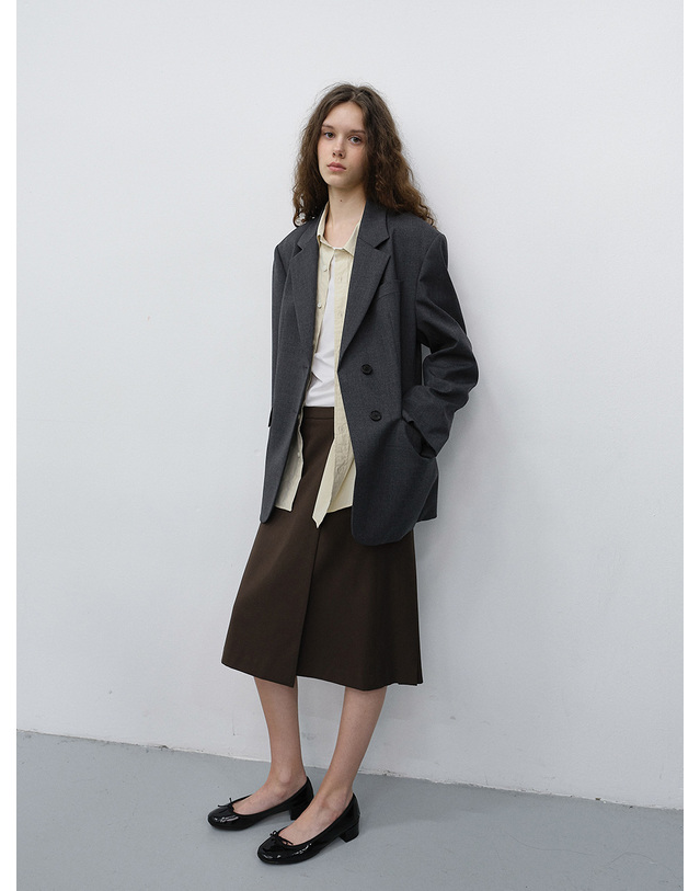 던스트 ESSENTIAL 2 BUTTON WOOL BLAZER MELANGE GREY_UDJA6C202G2 그레이 착용컷