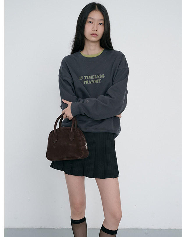 던스트 UNISEX SLOGAN SWEATSHIRT CHARCOAL GREY_UDTS6C109CG 그레이 착용컷
