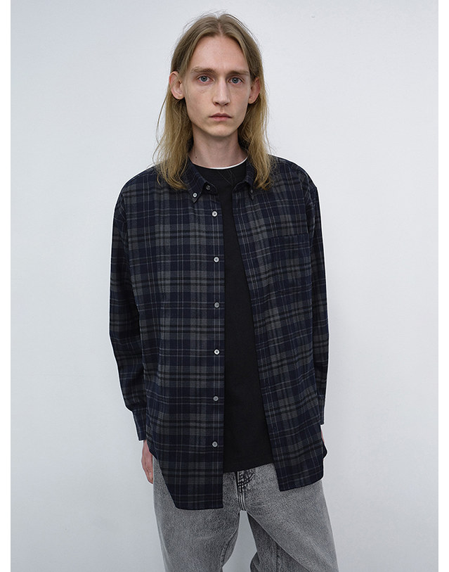 던스트 [M,L 10/27 예약배송] UNISEX CHECKED FLANNEL BD SHIRT DARK NAVY_UDSH6C103N3 네이비 착용컷