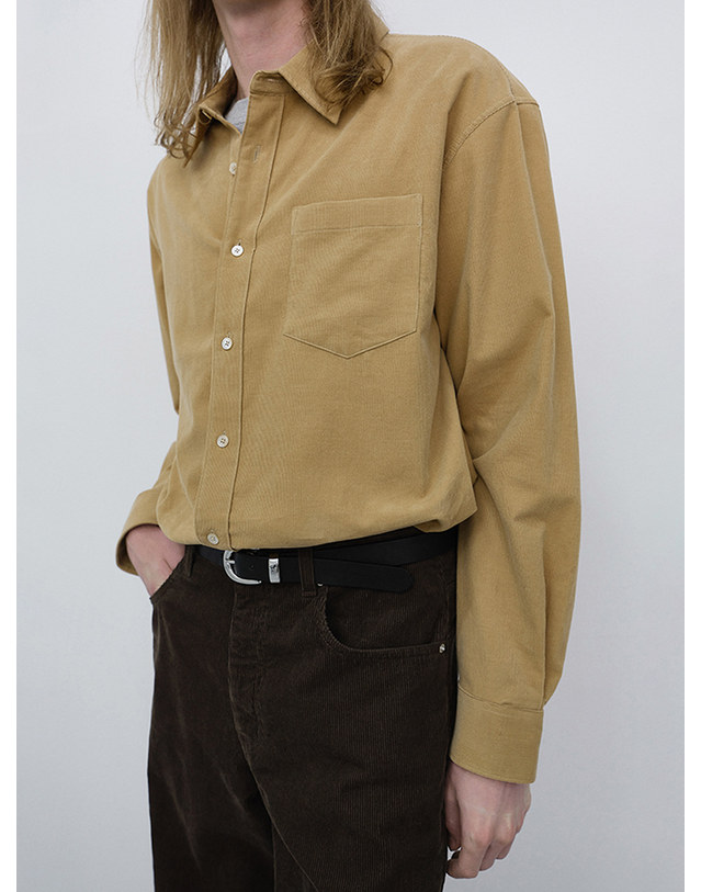 던스트 UNISEX CORDUROY SHIRT BEIGE_M_UDSH6C106I2 베이지 착용컷
