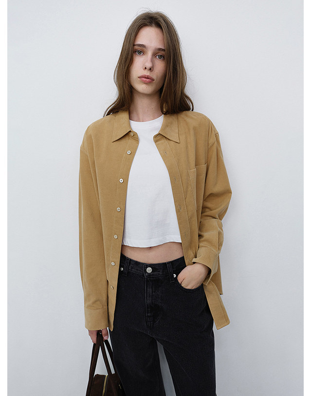 던스트 UNISEX CORDUROY SHIRT BEIGE_M_UDSH6C106I2 베이지 착용컷