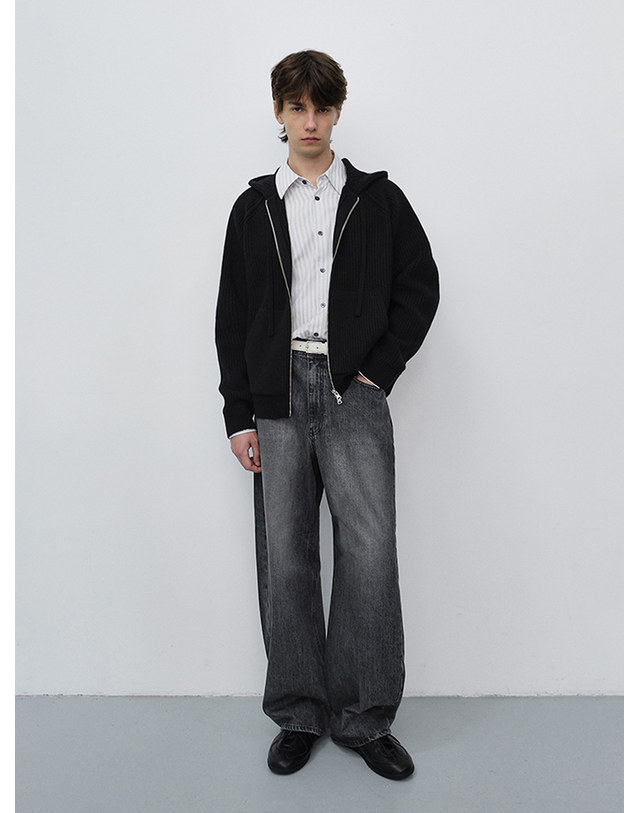 던스트 UNISEX HOODED KNIT CARDIGAN BLACK_M_UDSW6C104BK 블랙 착용컷