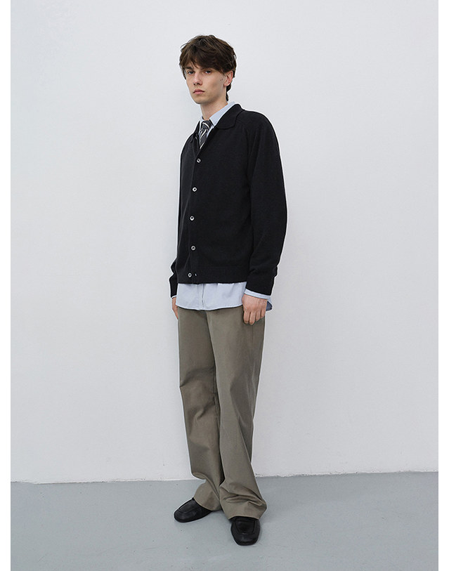 던스트 UNISEX COLLARED KNIT CARDIGAN BLACK_M_UDSW6C102BK 블랙 착용컷