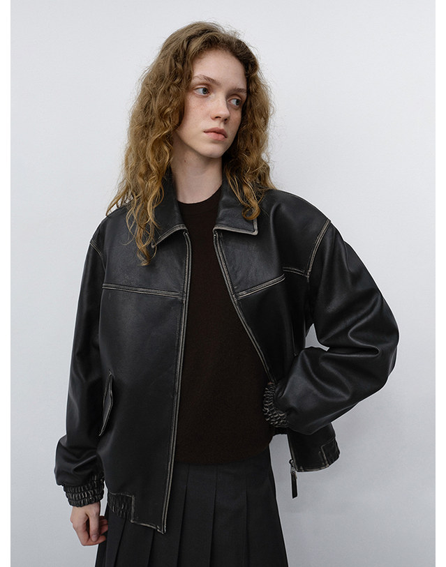 던스트 UNISEX REFINED LEATHER BLOUSON BRUSHED BLACK_M_UDJU6C101G3 그레이 착용컷
