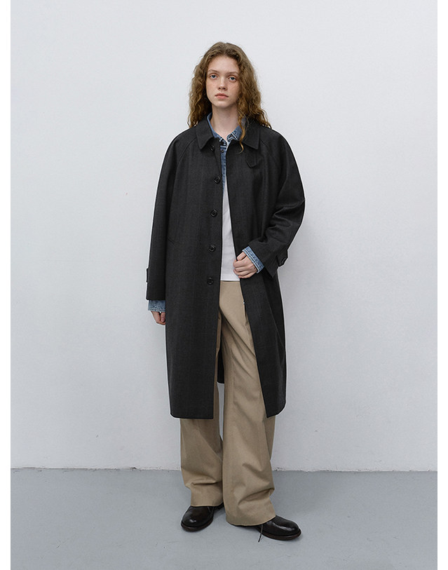 던스트 UNISEX H-LINE WOOL MAC COAT BROWN CHECK_M_UDTR6C101W2 브라운 착용컷