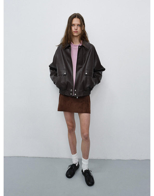 던스트 SUEDE MINI SKIRT DEEP BROWN_UDSK6C202W3 브라운 착용컷